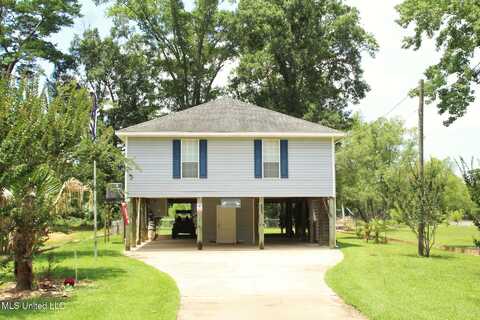 138 Plum Bluff Drive, Lucedale, MS 39452