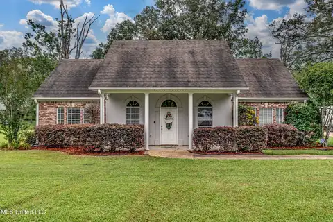 107 Beaver Run Road, Vicksburg, MS 39183