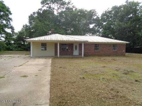 6301 Pioneer Trail, Moss Point, MS 39562