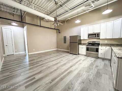 902 Howard Avenue, Biloxi, MS 39530