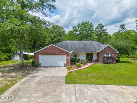 20 Denson Road, Wiggins, MS 39577