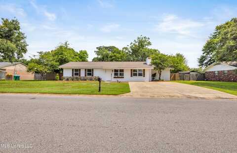 302 Brumbaugh Road, Ocean Springs, MS 39564