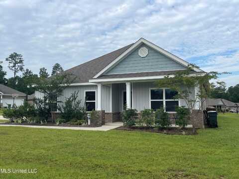 15559 Ollie Lane, Diberville, MS 39540