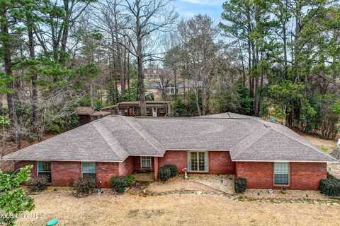 911 Newitt Vick Drive, Vicksburg, MS 39183