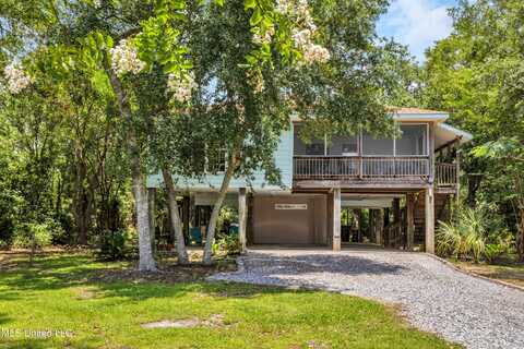 316 Walthall Street, Pass Christian, MS 39571