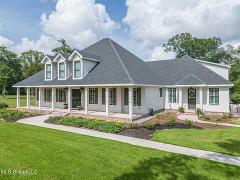 15240 Karen Road, Biloxi, MS 39532