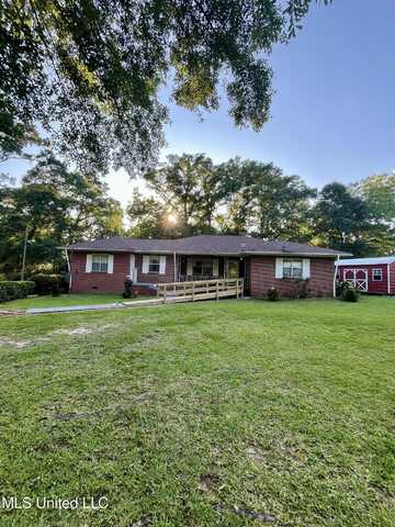 2 Cox Street, Lucedale, MS 39452