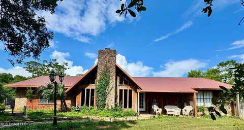 5114 Bay Street, Pascagoula, MS 39567