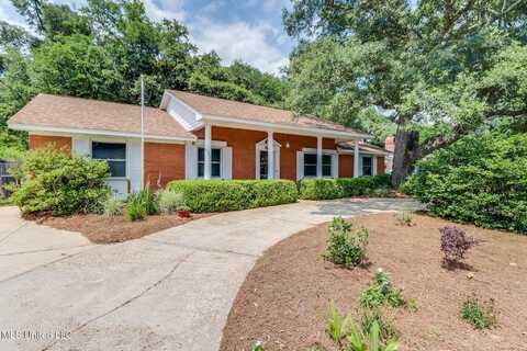 2421 Demaret Drive, Gulfport, MS 39507