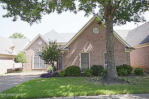 1036 Warwick Place, Southaven, MS 38671