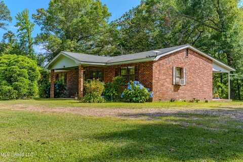 5699 Hebron Church Road, Bentonia, MS 39040