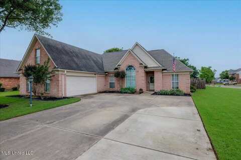 5727 Carter Drive, Southaven, MS 38672