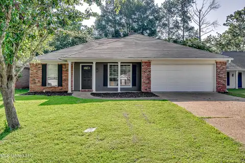 154 Chestnut Drive, Brandon, MS 39047