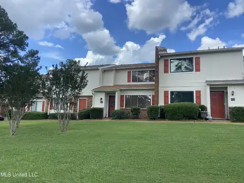 404 Lakebend Place, Brandon, MS 39042