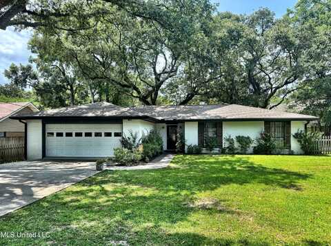 6629 Golf Club Drive, Diamondhead, MS 39525