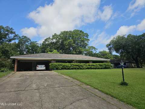 11391 Pine Drive, Gulfport, MS 39503