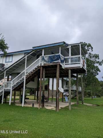 4021 Sailfish Street, Bay Saint Louis, MS 39520