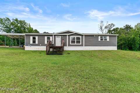 102 Warner Road, Poplarville, MS 39470