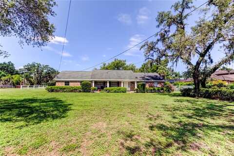 9918 DAVIS ROAD, TAMPA, FL 33637