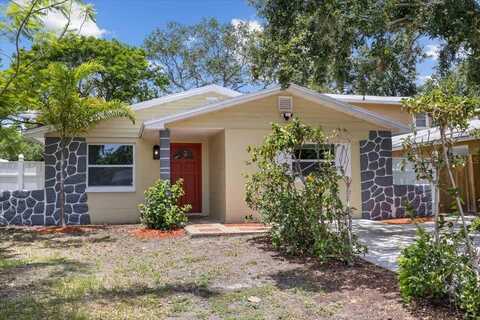 5611 BURLINGTON AVENUE N, Saint Petersburg, FL 33710
