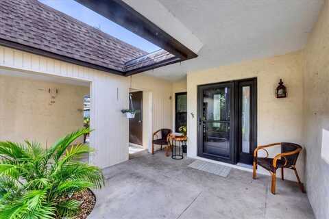 6832 WOODWIND DRIVE, SARASOTA, FL 34231