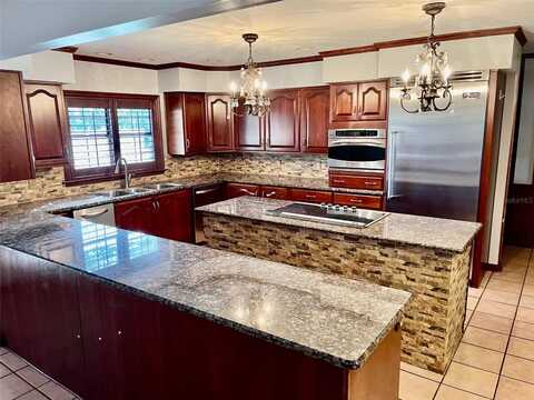 37700 CLINTON AVENUE, DADE CITY, FL 33525