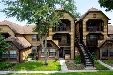 420 FORESTWAY CIRCLE, ALTAMONTE SPRINGS, FL 32701