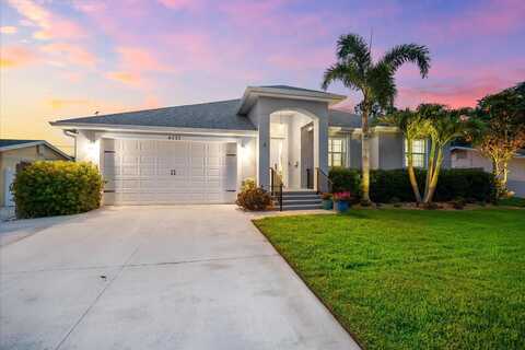6121 33RD AVENUE N, Saint Petersburg, FL 33710