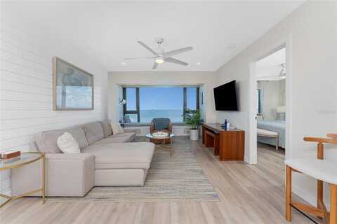 1500 PARK BEACH CIRCLE, PUNTA GORDA, FL 33950