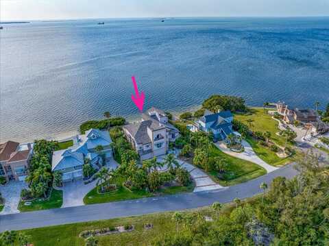 812 POINT SEASIDE DRIVE, CRYSTAL BEACH, FL 34681