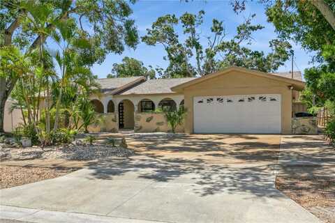 8020 28TH AVENUE N, Saint Petersburg, FL 33710