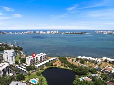 100 OAKMONT LANE, BELLEAIR, FL 33756