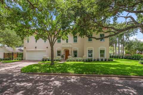 2900 W ESTRELLA STREET, TAMPA, FL 33629