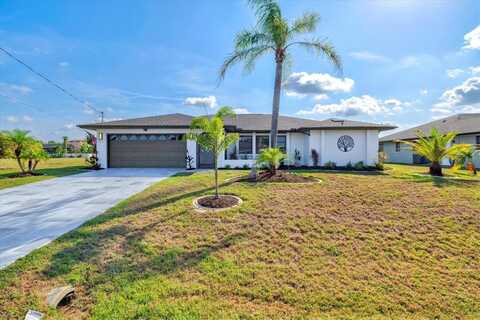 269 MARK TWAIN LANE, ROTONDA WEST, FL 33947