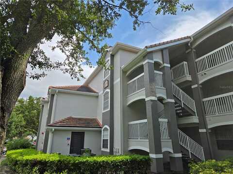 13917 FAIRWAY ISLAND DRIVE, ORLANDO, FL 32837