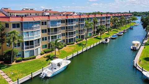 1300 N PORTOFINO DRIVE, SARASOTA, FL 34242
