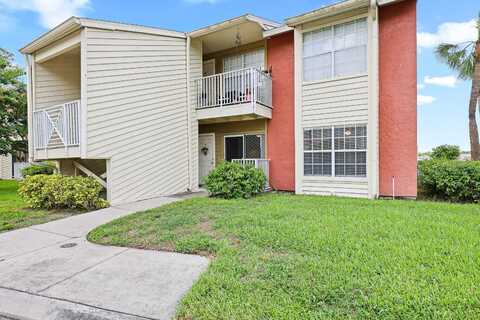 302 LAKE PARSONS GREEN, BRANDON, FL 33511