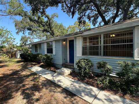 8618 N ORANGEVIEW AVENUE, TAMPA, FL 33617