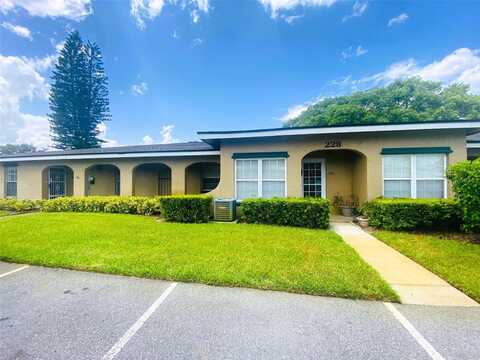 228 EVEREST POINT, CASSELBERRY, FL 32707