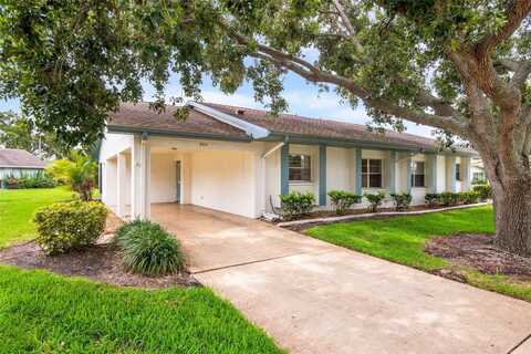 2011 HADRIAN COURT, SUN CITY CENTER, FL 33573