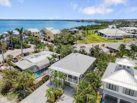 229 S HARBOR DRIVE, HOLMES BEACH, FL 34217