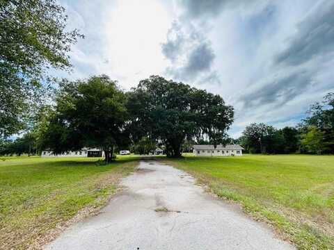 8010 SE US HIGHWAY 301, HAWTHORNE, FL 32640