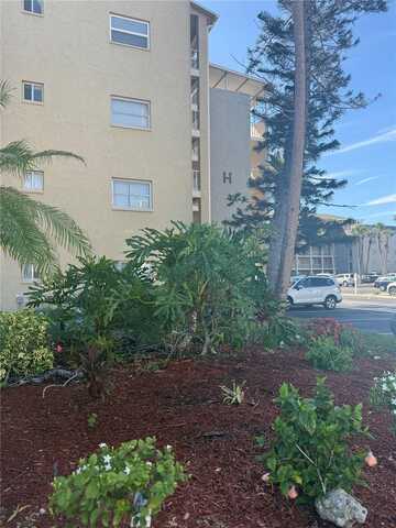 3697 LAKE BAYSHORE DRIVE, BRADENTON, FL 34205