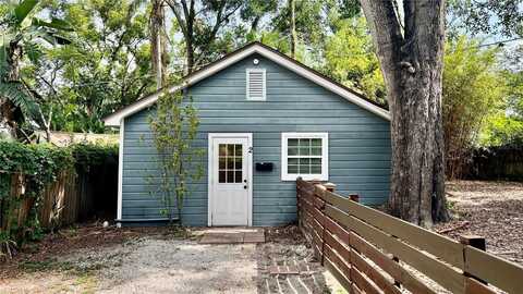 1024 E HENRY AVENUE, TAMPA, FL 33604