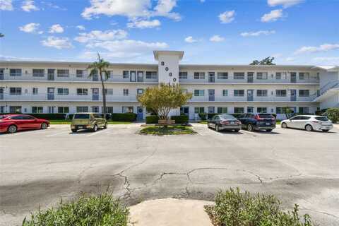 8080 112TH STREET, SEMINOLE, FL 33772