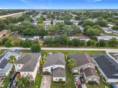 824 BLOOMINGDALE DRIVE, DAVENPORT, FL 33897