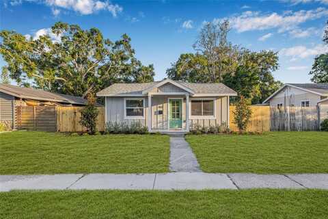 1052 55TH AVENUE N, Saint Petersburg, FL 33703