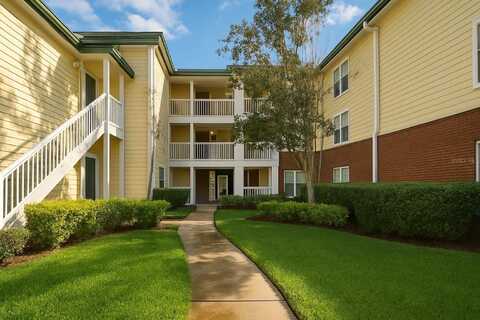 10110 WINSFORD OAK BOULEVARD, TAMPA, FL 33624