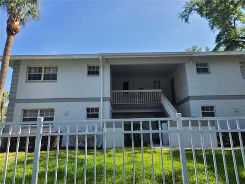 580 FAIRWAYS LANE, OCALA, FL 34472