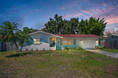 9952 111TH STREET, SEMINOLE, FL 33772